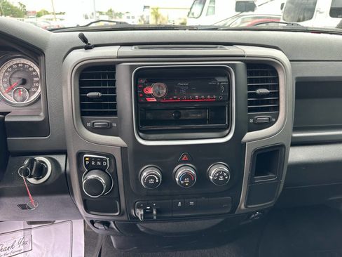 Used 2014 RAM 1500 Express image 19