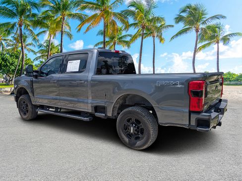 Used 2023 Ford F250 Lariat w/ Black Appearance Package AWD/4WD image 6
