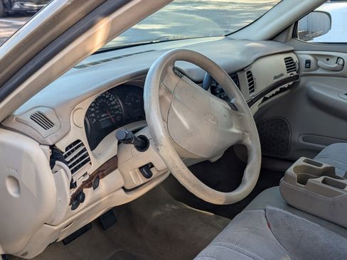 Used 2004 Chevrolet Impala w/ Preferred Equipment Group image 23