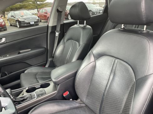 Used 2020 Kia Optima SE image 13