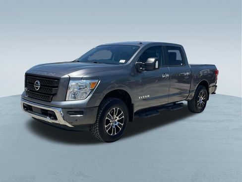 Used 2021 Nissan Titan SV w/ SV Convenience Package AWD/4WD image 9