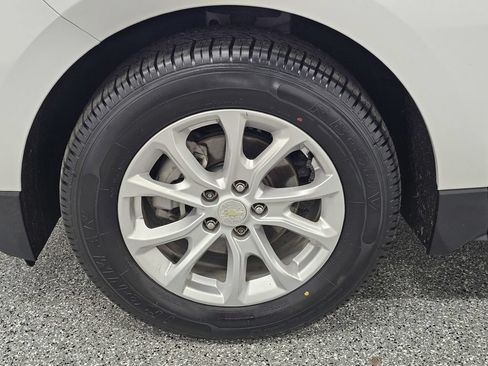 Used 2021 Chevrolet Equinox LT FWD image 10