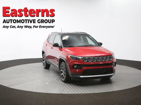 Used 2025 Jeep Compass Limited AWD/4WD image 51