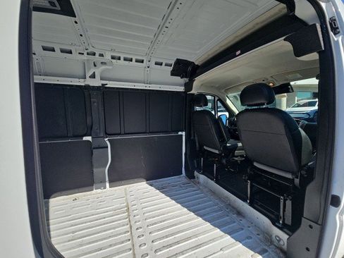 Used 2025 RAM ProMaster 2500 w/ Convenience Group FWD image 20