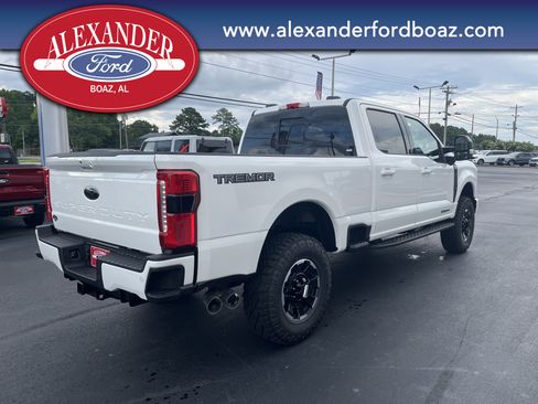 New 2026 Ford F350 Lariat w/ Tremor Off-Road Package AWD/4WD image 4