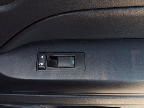 Used 2014 Jeep Patriot High Altitude image 24