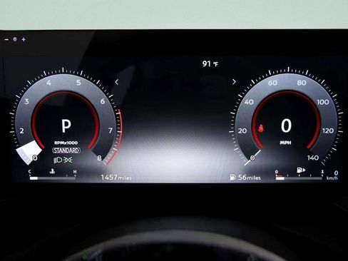 Used 2025 Nissan Kicks SR image 14