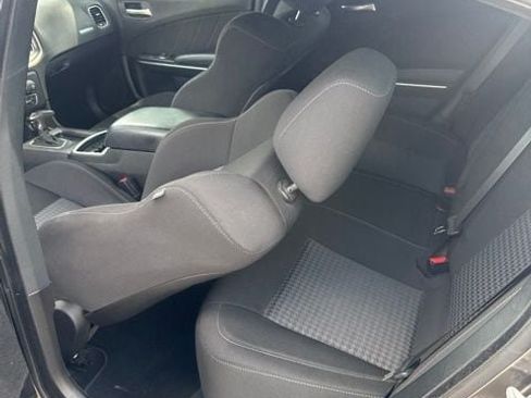Used 2022 Dodge Charger R/T RWD image 10