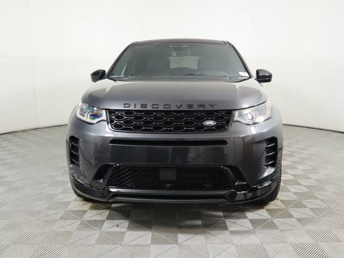 Used 2024 Land Rover Discovery Sport Dynamic SE AWD/4WD image 2