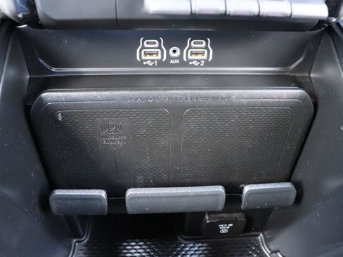 Used 2025 RAM 1500 Laramie AWD/4WD image 42