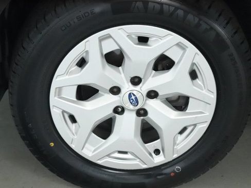 Used 2019 Subaru Forester w/ Popular Package #1 AWD/4WD image 36
