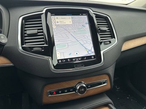 Certified 2024 Volvo XC90 T8 Plus w/ Protection Package Premier image 23