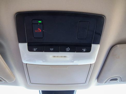 Used 2025 Nissan Altima 2.5 SV FWD image 17