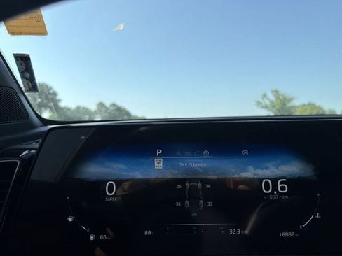 Used 2025 Kia Sportage SX FWD image 29