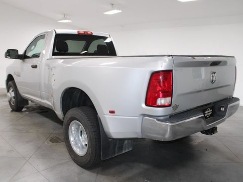 Used 2018 RAM 3500 Tradesman w/ Chrome Appearance Group RWD image 7