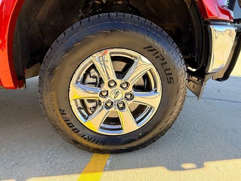 Used 2020 Ford F150 Lariat image 12