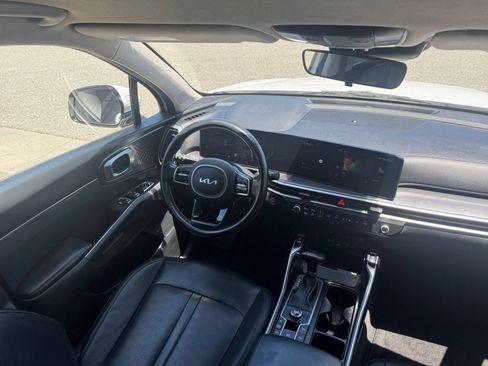 Used 2024 Kia Sorento S FWD image 37