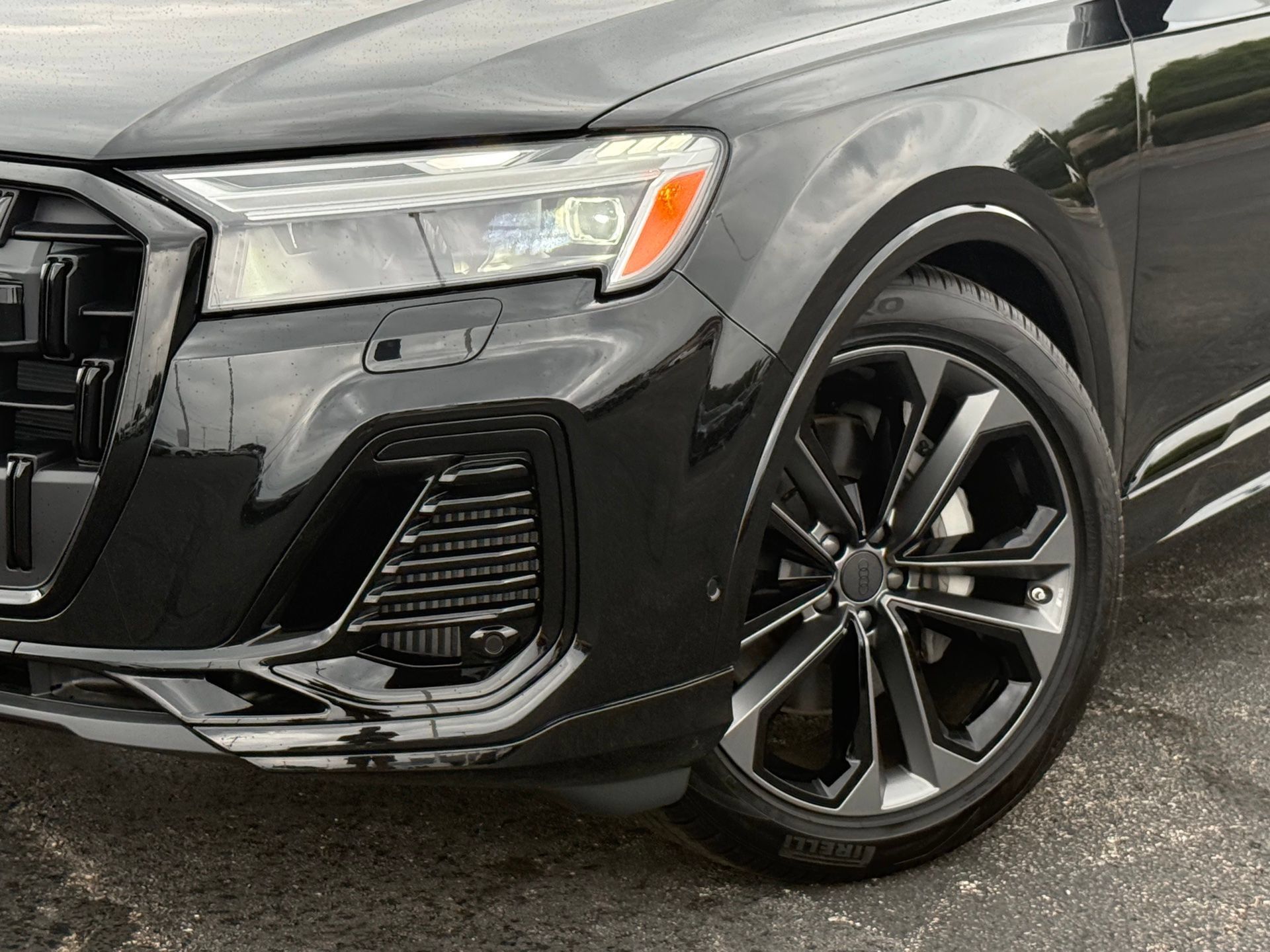 New 2026 Audi Q7 3.0T Premium Plus AWD/4WD image 3