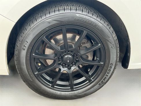 Used 2018 Subaru Impreza 2.0i image 28