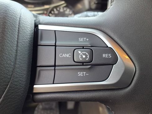 New 2026 Jeep Compass Latitude AWD/4WD image 11