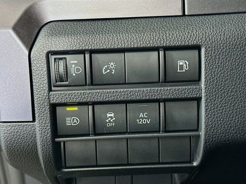 Used 2025 Toyota 4Runner TRD Off-Road image 16