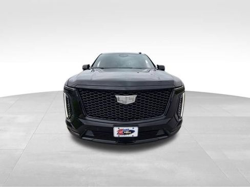 Certified 2025 Cadillac Escalade Sport w/ Touring Package AWD/4WD image 3