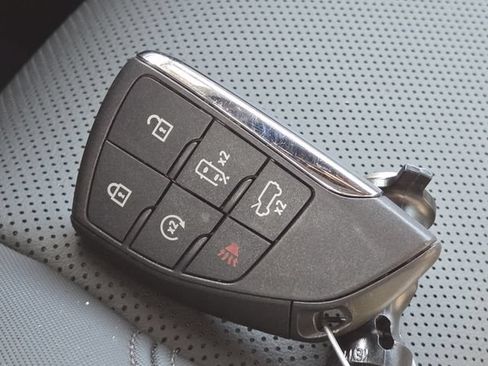 Used 2025 GMC Hummer EV 3X AWD/4WD image 41