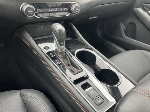 Certified 2024 Nissan Altima 2.0 SR image 8