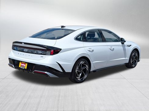 New 2026 Hyundai Sonata SEL image 4