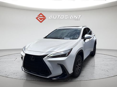 Used 2024 Lexus NX 250 FWD w/ Towing Package (2000 Lbs) image 1