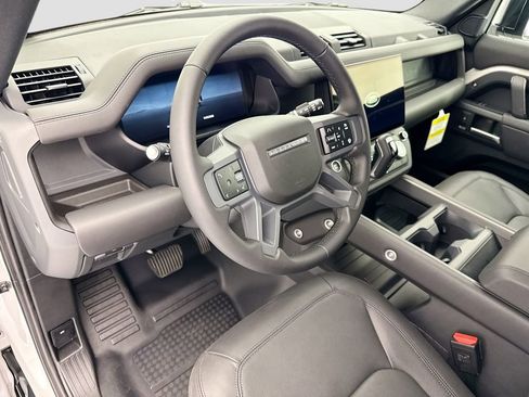 New 2026 Land Rover Defender 110 X-Dynamic SE AWD/4WD image 9