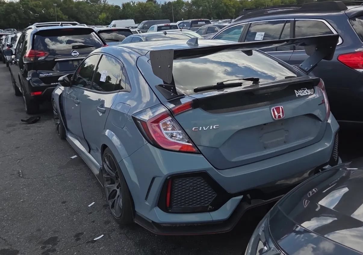 Used 2019 Honda Civic Type R image 4