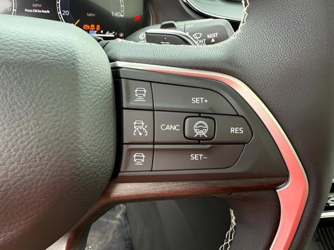 New 2026 Jeep Grand Cherokee Limited Reserve image 20