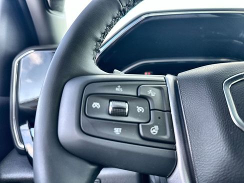 New 2026 GMC Sierra 1500 SLT image 31