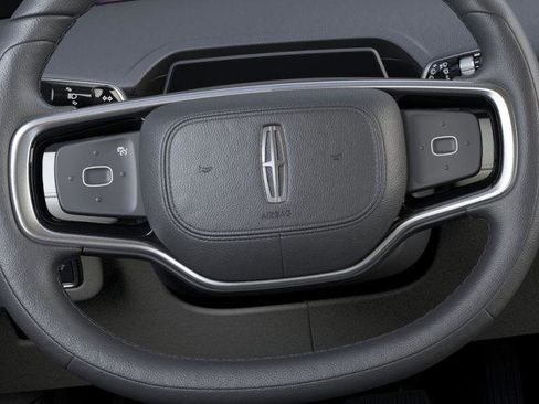 New 2026 Lincoln Nautilus Reserve image 12