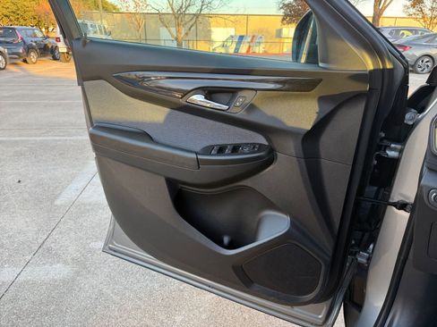 Used 2025 Chevrolet TrailBlazer LT image 20