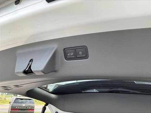 Certified 2025 Hyundai Santa Fe Calligraphy AWD/4WD image 24