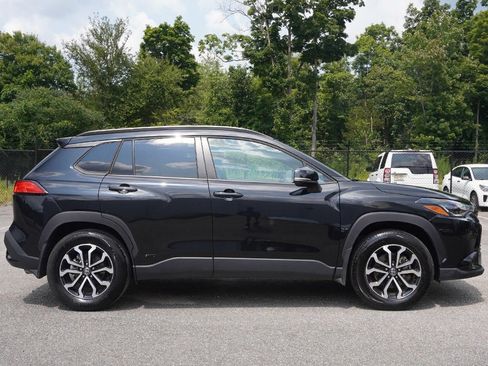 Used 2024 Toyota Corolla Cross AWD Hybrid image 13
