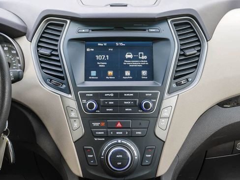 Used 2017 Hyundai Santa Fe Sport FWD image 13