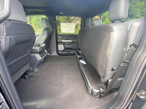 New 2025 Ford F150 Lightning Lariat image 28