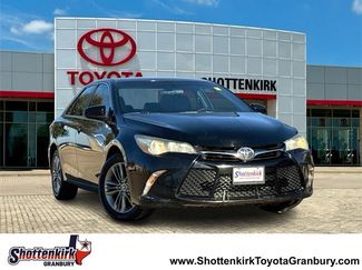 Used 2016 Toyota Camry SE video 1