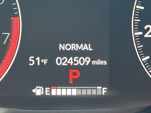 Certified 2025 Honda Pilot TrailSport image 21