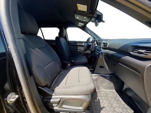 Used 2023 Ford Explorer 4WD Police Interceptor image 12