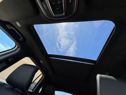 New 2025 Jeep Wagoneer S Launch Edition image 30