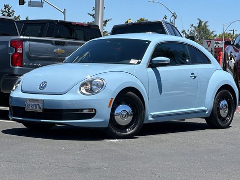 Used 2014 Volkswagen Beetle 1.8T FWD image 9
