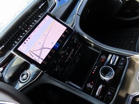 Used 2024 Jeep Grand Cherokee Trailhawk image 29