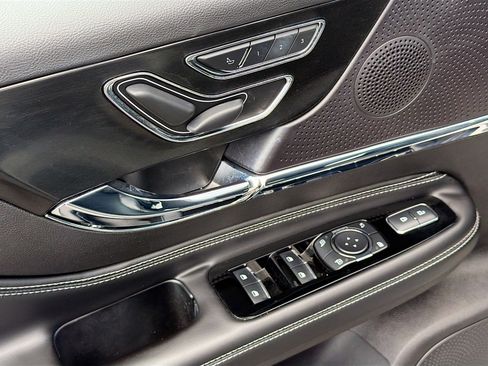 Certified 2023 Lincoln Corsair FWD image 18