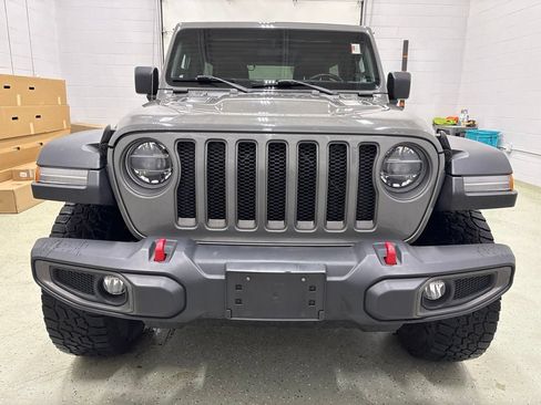 Used 2019 Jeep Wrangler Unlimited Rubicon w/ Cold Weather Group AWD/4WD image 9