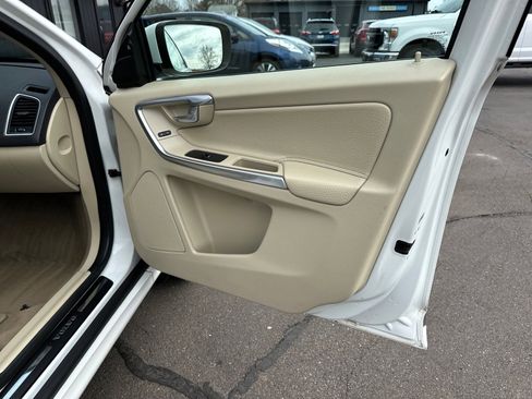 Used 2014 Volvo XC60 3.2 image 20