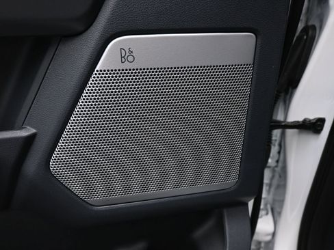 New 2025 Ford F150 Lightning Lariat w/ Max Trailer Tow Package image 12